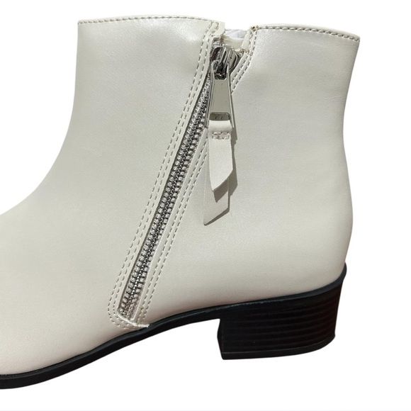 NIB Worthington Brookdale White Ankle Boots Sz 8.5 - Picture 5 of 10